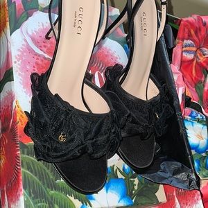 GUCCI shoes